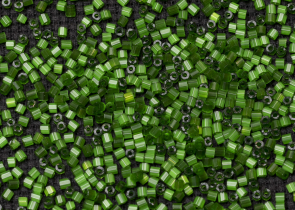 Бисер Чехия сатиновая рубка 10/0 50г 55041 зеленый насыщенный